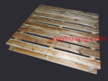 Two-way wooden pallet with wings